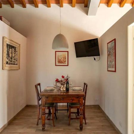 Cozy Tuscany Apartment With View Pescia Exterior foto